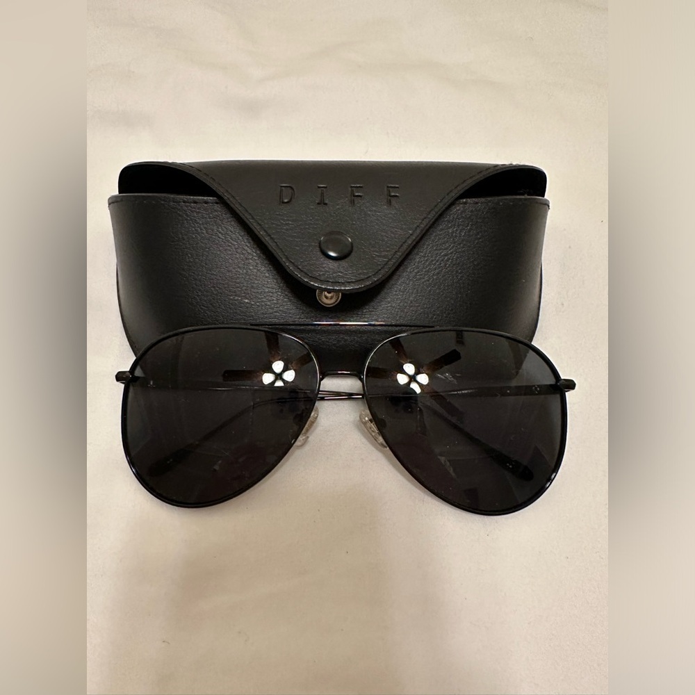 DIFF Aviators - Black